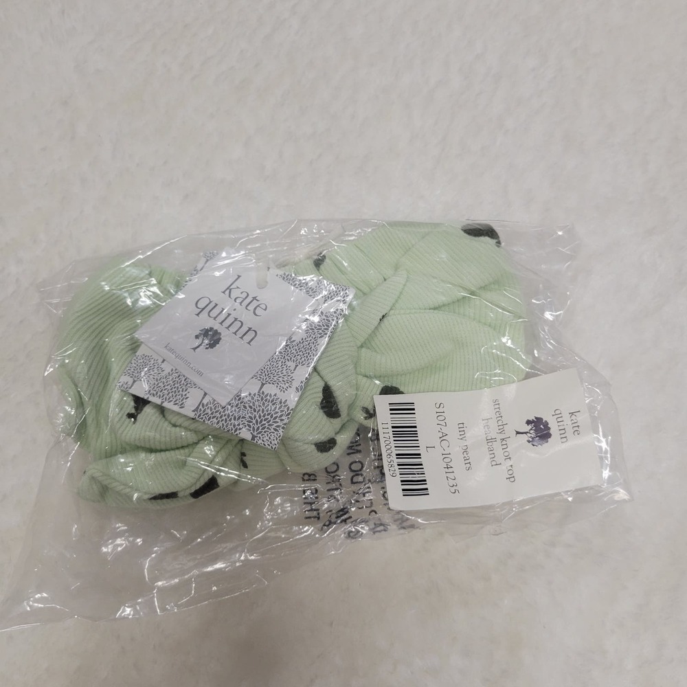 Kate Quinn Tiny Pears Stretchy Knot Top Headband